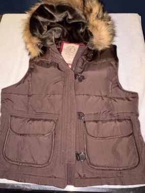 Polo Puffer Vest with Faux Fur Hood - Brown